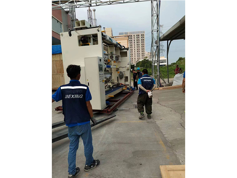 東莞(wǎn)某公司搬遷(qian)打包現場